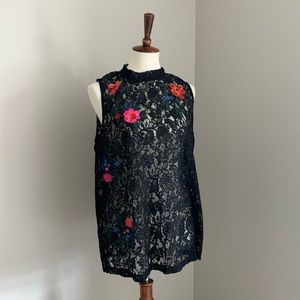 Lovely lace shell with embroidered flowers